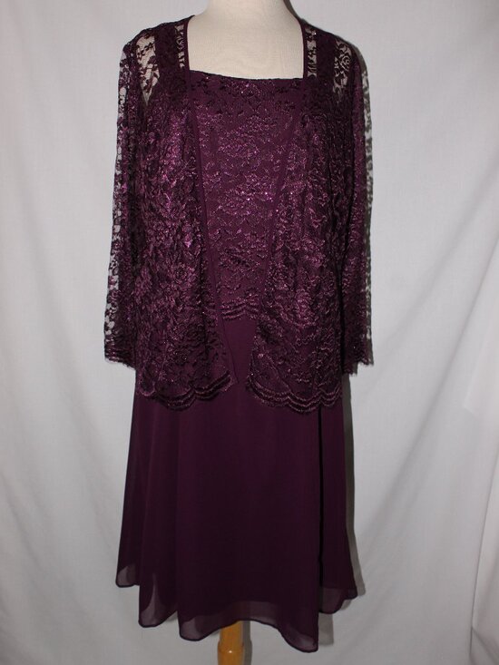 NWOT Sally Fashion #8485 Lace & Chiffon Mother of the Bride Dress-Size XL-PLUM - Picture 3 of 9